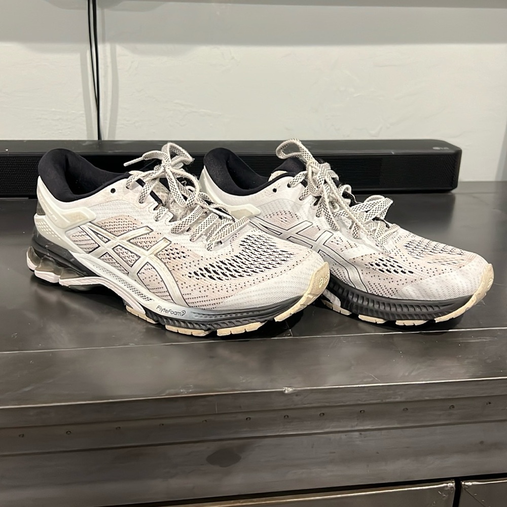 ASICS flytefoam shoe size 8.5